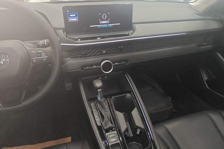 Used Honda Accord 2024 260TURBO Luxury Edition Audio And AC Panel