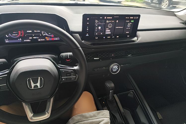 Used Honda Accord 2024 260TURBO Prestige Edition Center Console