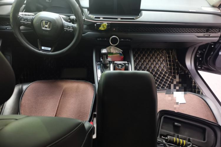 Used Honda Accord 2024 260TURBO Luxury Edition Center Console