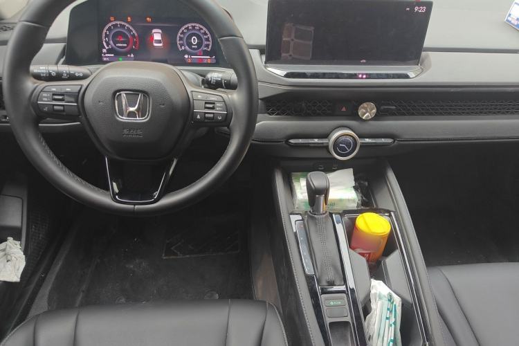 Used Honda Accord 2024 260TURBO Luxury Edition Center Console