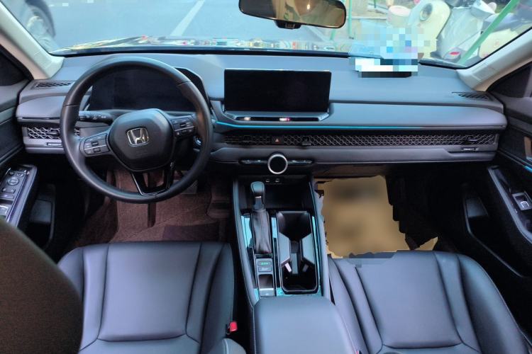 Used Honda Accord 2024 260TURBO Luxury Edition Center Console