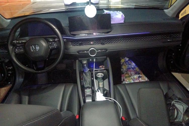 Used Honda Accord 2024 260TURBO Luxury Edition Center Console