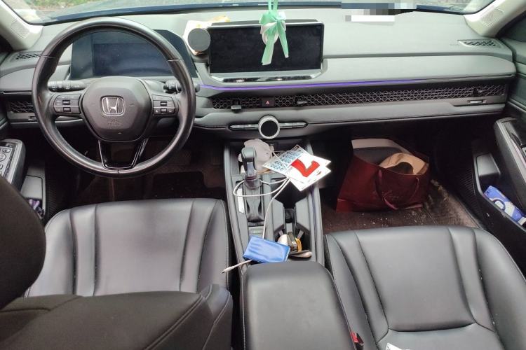 Used Honda Accord 2024 260TURBO Luxury Edition Center Console