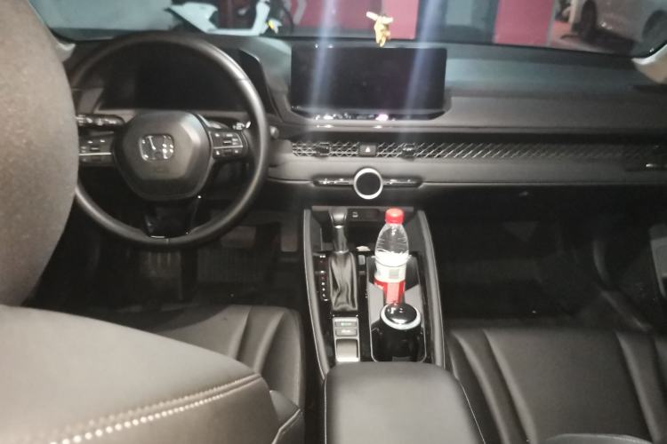 Used Honda Accord 2024 260TURBO Luxury Edition Center Console