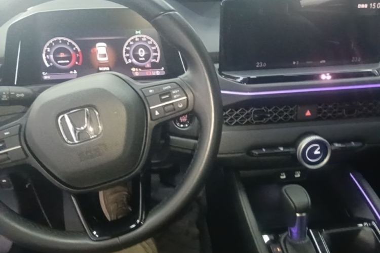 Used Honda Accord 2024 260TURBO Luxury Edition Center Console