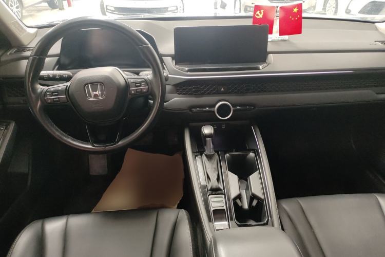 Used Honda Accord 2024 260TURBO Luxury Edition Center Console