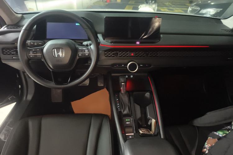 Used Honda Accord 2024 260TURBO Luxury Edition Center Console