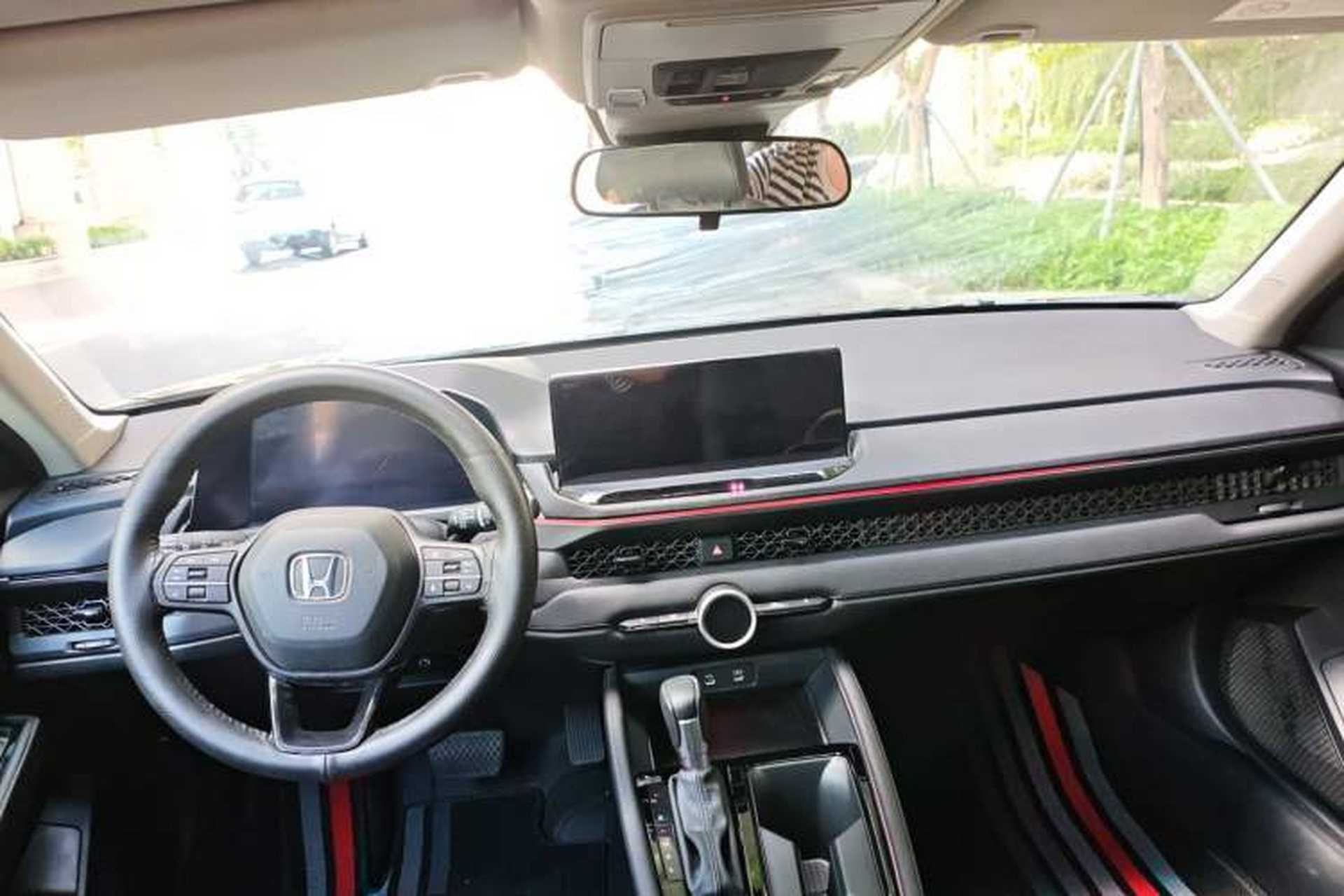 Used Honda Accord 2024 260TURBO Luxury Edition Center Console