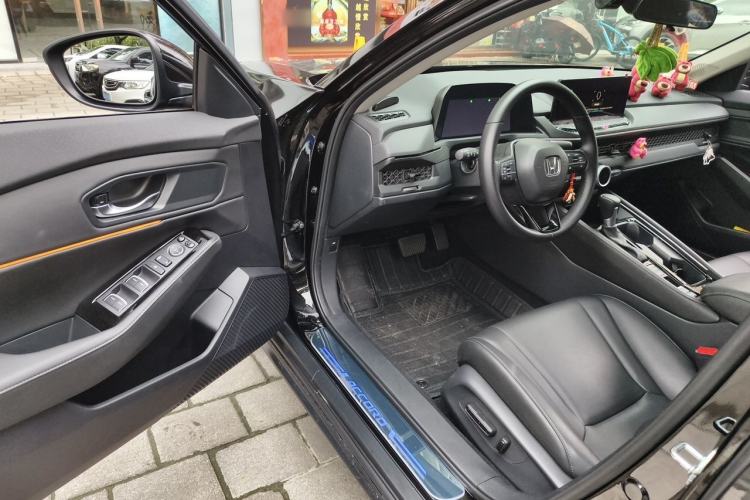 Used Honda Accord 2024 260TURBO Luxury Edition Driver Seat