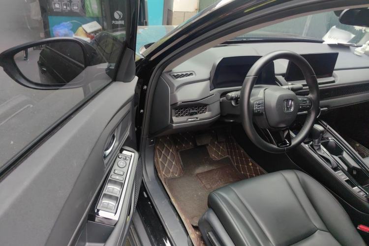 Used Honda Accord 2024 260TURBO Luxury Edition Driver Seat