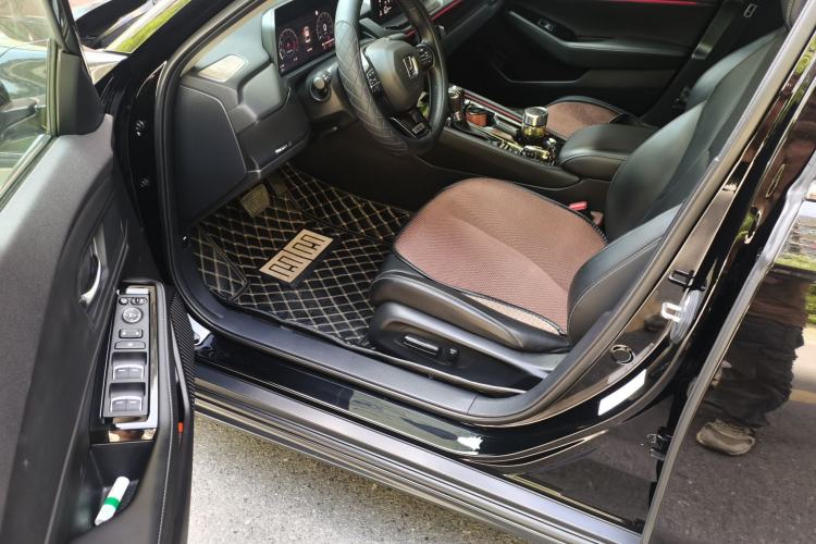 Used Honda Accord 2024 260TURBO Luxury Edition Driver Seat