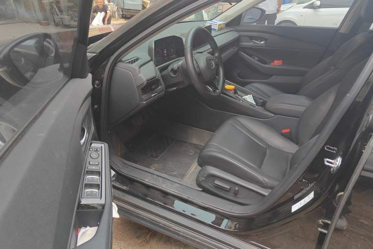 Used Honda Accord 2024 260TURBO Luxury Edition Driver Seat