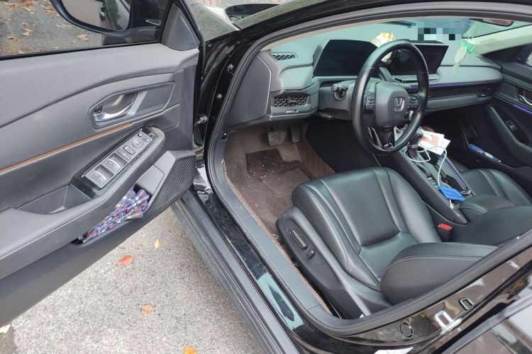 Used Honda Accord 2024 260TURBO Luxury Edition Driver Seat