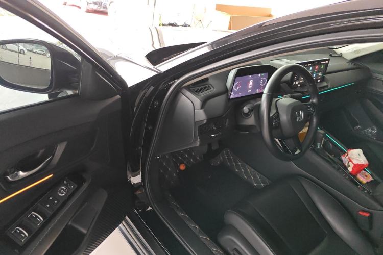 Used Honda Accord 2024 260TURBO Luxury Edition Driver Seat
