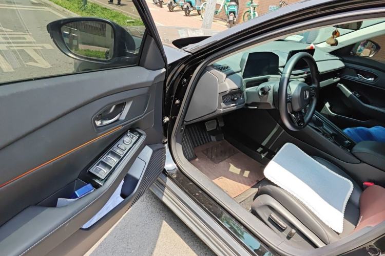 Used Honda Accord 2024 260TURBO Luxury Edition Driver Seat