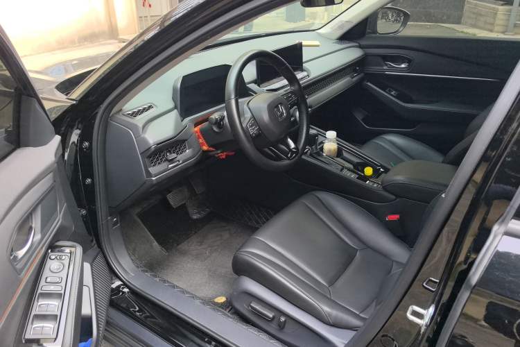 Used Honda Accord 2024 260TURBO Luxury Edition Driver Seat