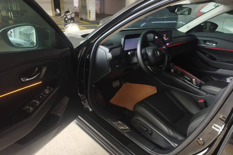 Used Honda Accord 2024 260TURBO Luxury Edition Driver Seat