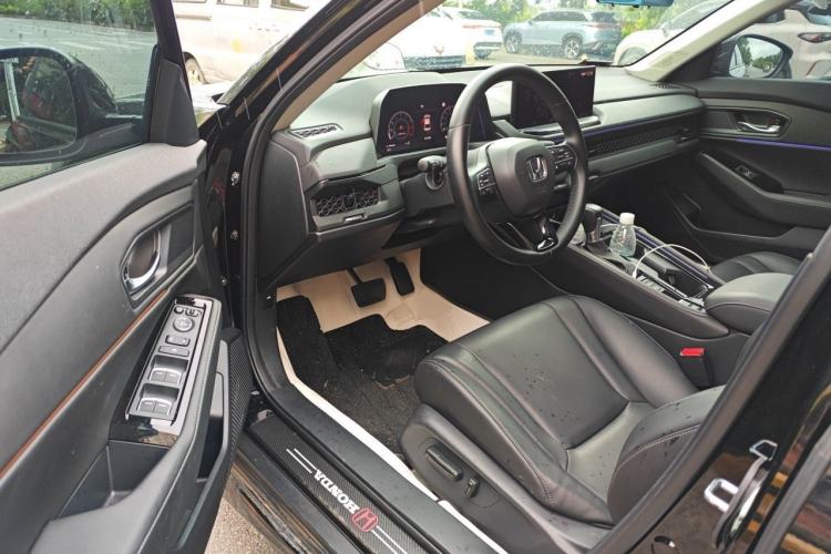 Used Honda Accord 2024 260TURBO Luxury Edition Driver Seat