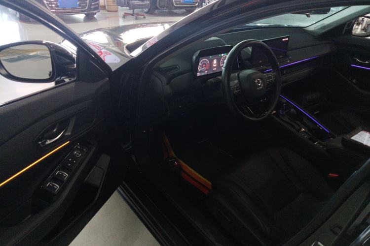Used Honda Accord 2024 260TURBO Luxury Edition Driver Seat
