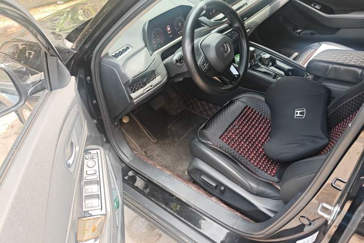 Used Honda Accord 2024 260TURBO Luxury Edition Driver Seat