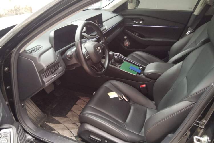 Used Honda Accord 2024 260TURBO Luxury Edition Driver Seat