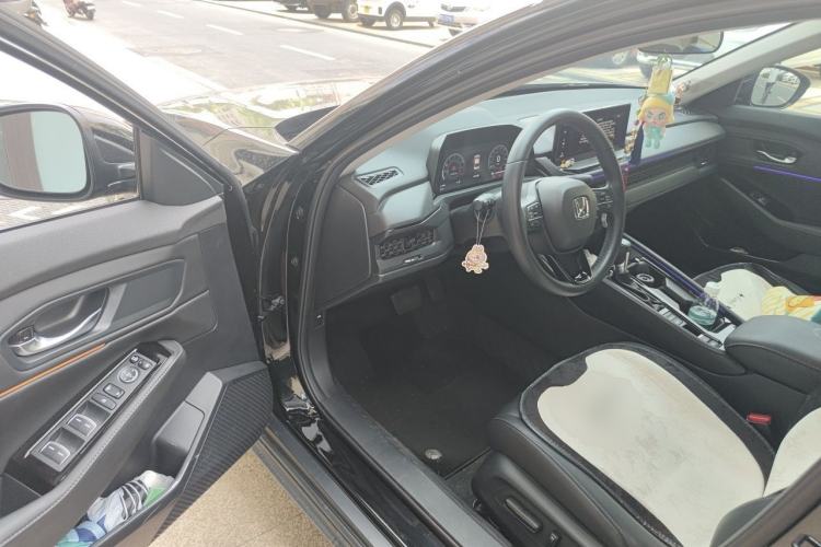 Used Honda Accord 2024 260TURBO Luxury Edition Driver Seat