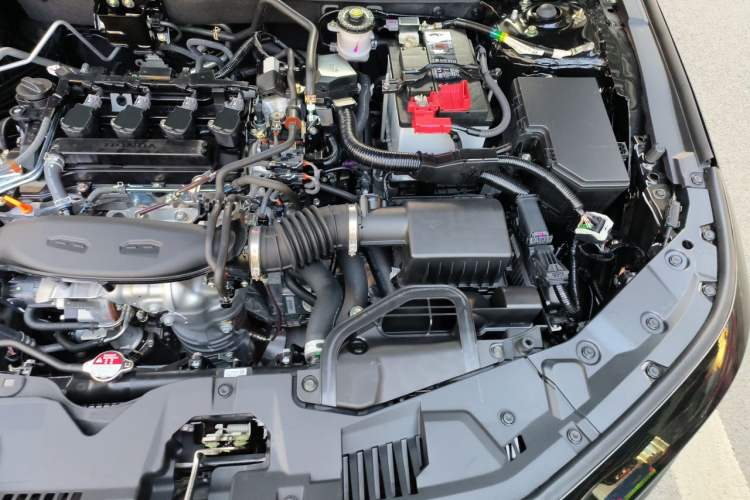 Used Honda Accord 2024 260TURBO Luxury Edition Engine Bay Left