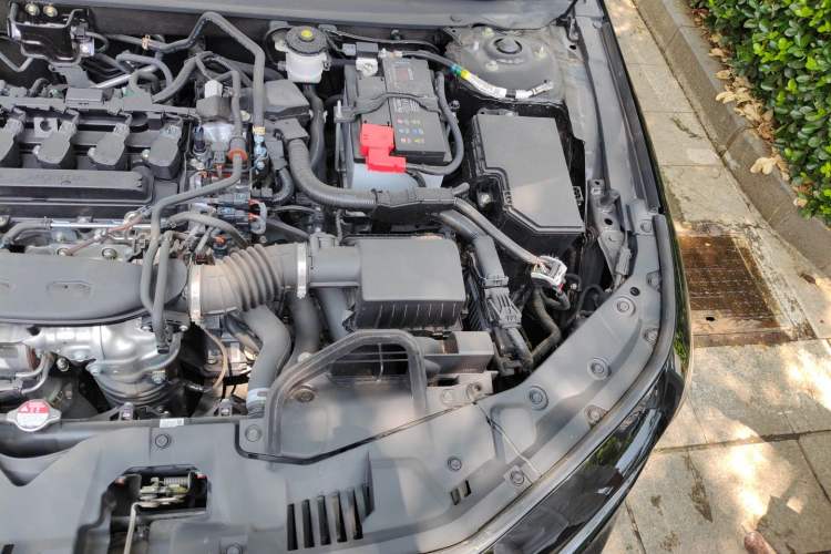 Used Honda Accord 2024 260TURBO Luxury Edition Engine Bay Left