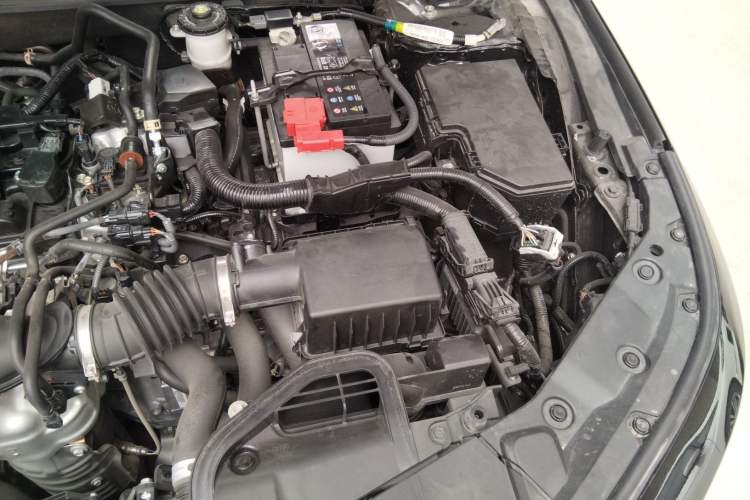 Used Honda Accord 2024 260TURBO Luxury Edition Engine Bay Left
