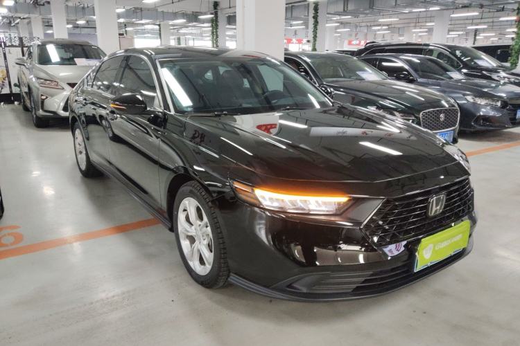Used Honda Accord 2024 260TURBO Luxury Edition Front Right 45 Deg