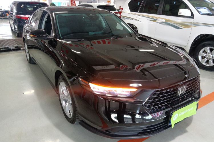 Used Honda Accord 2024 260TURBO Luxury Edition Front Right 45 Deg
