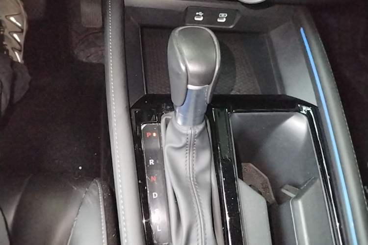 Used Honda Accord 2024 260TURBO Luxury Edition Gear Lever
