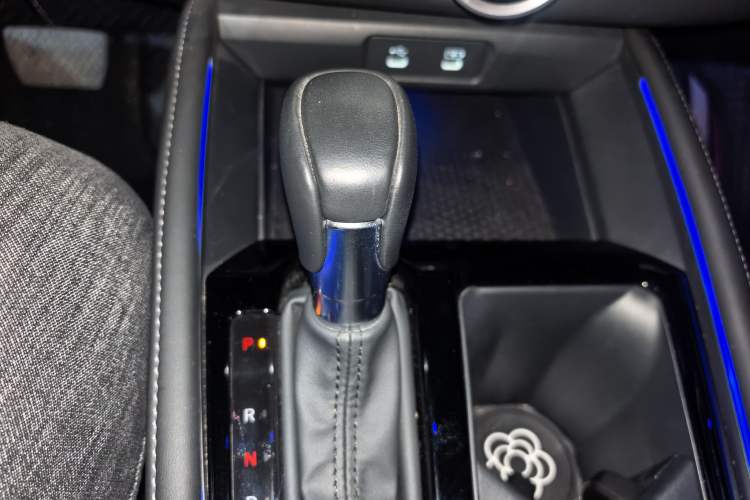 Used Honda Accord 2024 260TURBO Luxury Edition Gear Lever