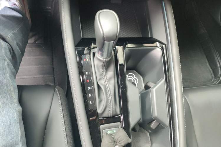 Used Honda Accord 2024 260TURBO Luxury Edition Gear Lever