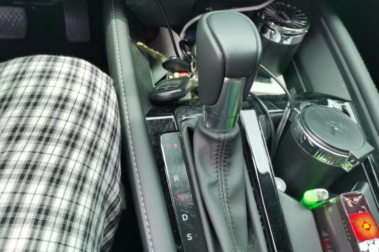 Used Honda Accord 2024 260TURBO Luxury Edition Gear Lever