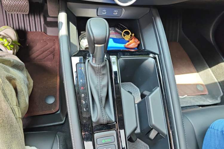 Used Honda Accord 2024 260TURBO Luxury Edition Gear Lever