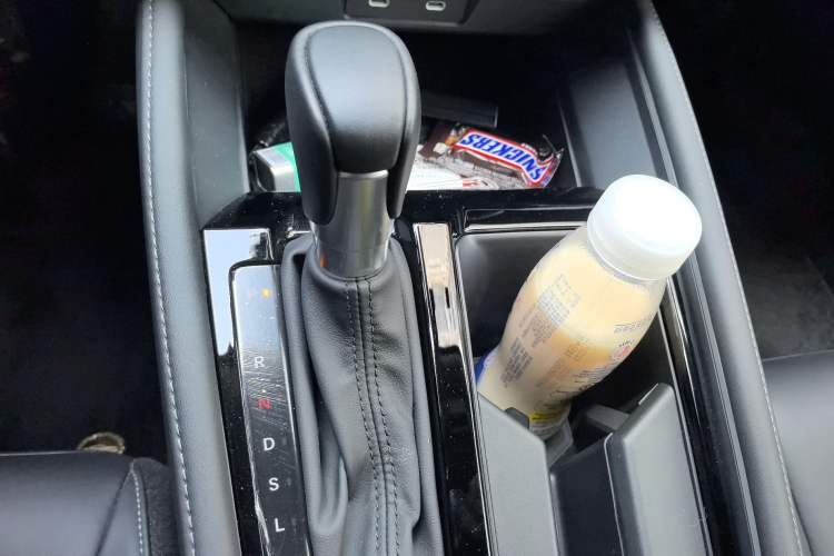 Used Honda Accord 2024 260TURBO Luxury Edition Gear Lever