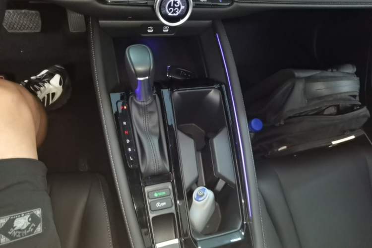 Used Honda Accord 2024 260TURBO Luxury Edition Gear Lever