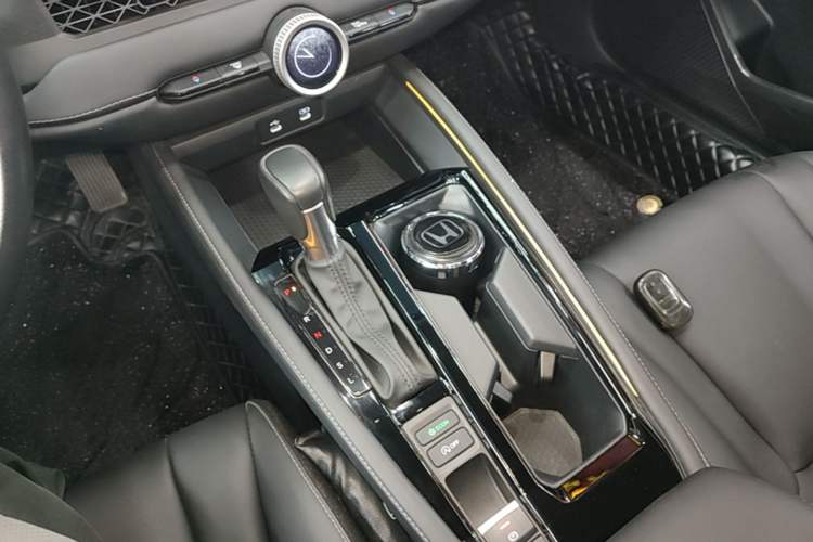 Used Honda Accord 2024 260TURBO Luxury Edition Gear Lever