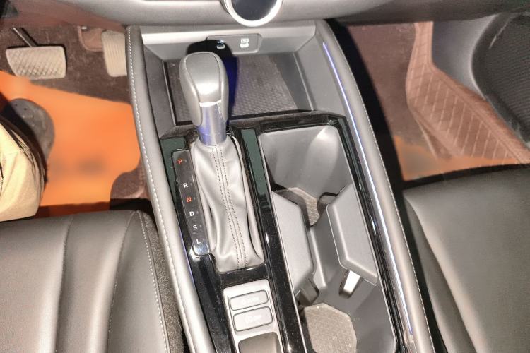 Used Honda Accord 2024 260TURBO Luxury Edition Gear Lever