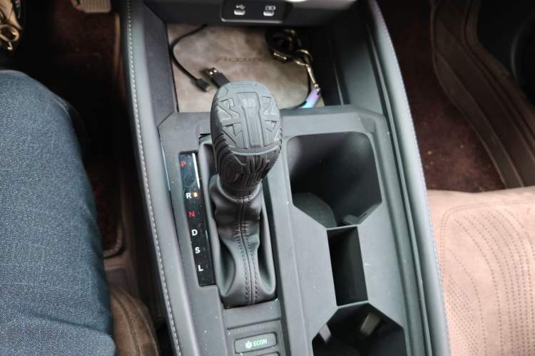 Used Honda Accord 2024 260TURBO Luxury Edition Gear Lever
