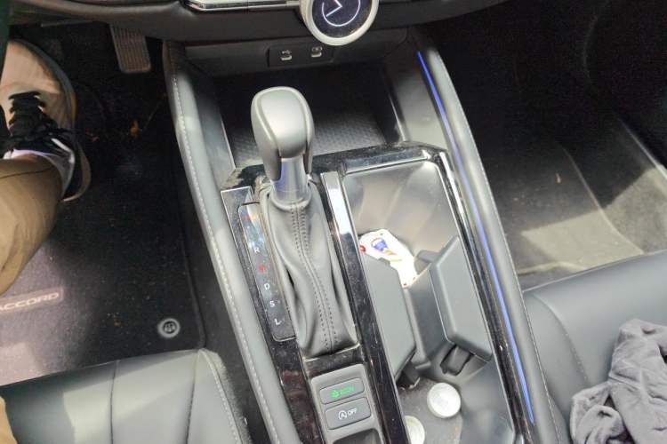 Used Honda Accord 2024 260TURBO Luxury Edition Gear Lever
