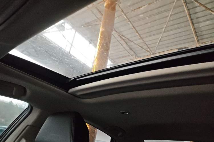 Used Honda Accord 2024 260TURBO Luxury Edition Headliner