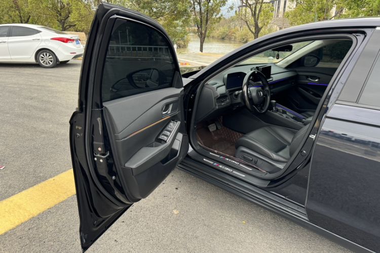 Used Honda Accord 2024 260TURBO Luxury Edition Interior 4