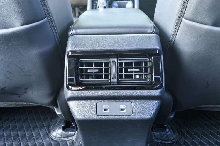 Used Honda Accord 2024 260TURBO Luxury Edition Interior 4