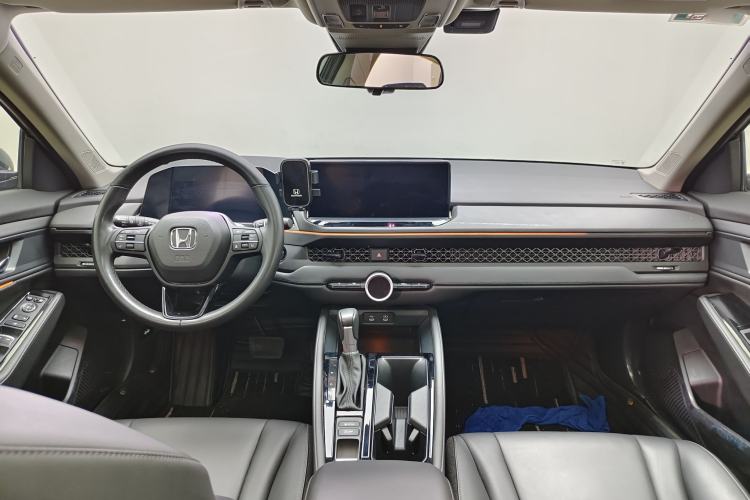 Used Honda Accord 2024 260TURBO Luxury Edition Interior 6