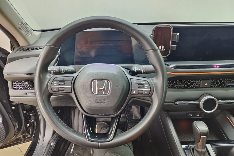 Used Honda Accord 2024 260TURBO Luxury Edition Interior 7
