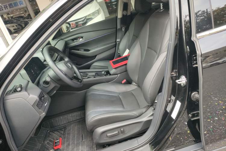 Used Honda Accord 2024 260TURBO Luxury Edition Left Front Seat