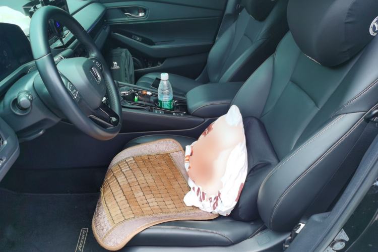 Used Honda Accord 2024 260TURBO Luxury Edition Left Front Seat