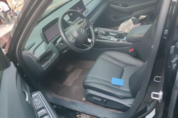 Used Honda Accord 2024 260TURBO Luxury Edition Left Front Seat